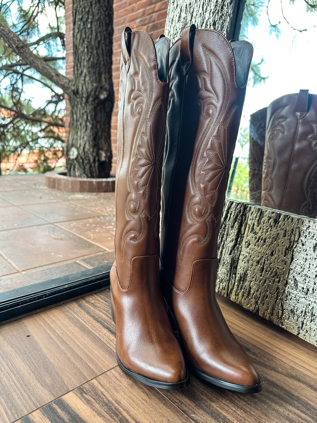 Dutton Camel Boots