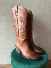 Antigua Boots Bordado flores Camel