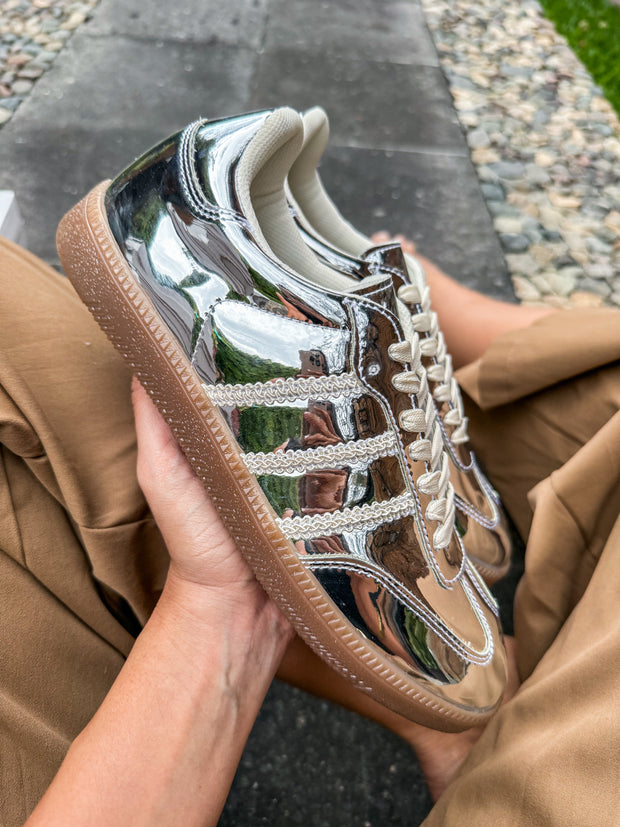 Silver Sneakers Franjas Tejidas