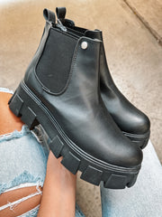 Harlem Chunky Black Boots