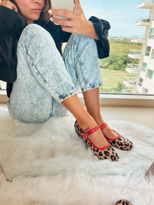 Mary Jane Leopard Red Balerinas