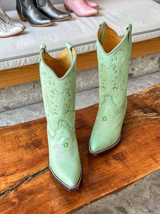 Texas Boots de Piel Verde Menta bordado en Flores
