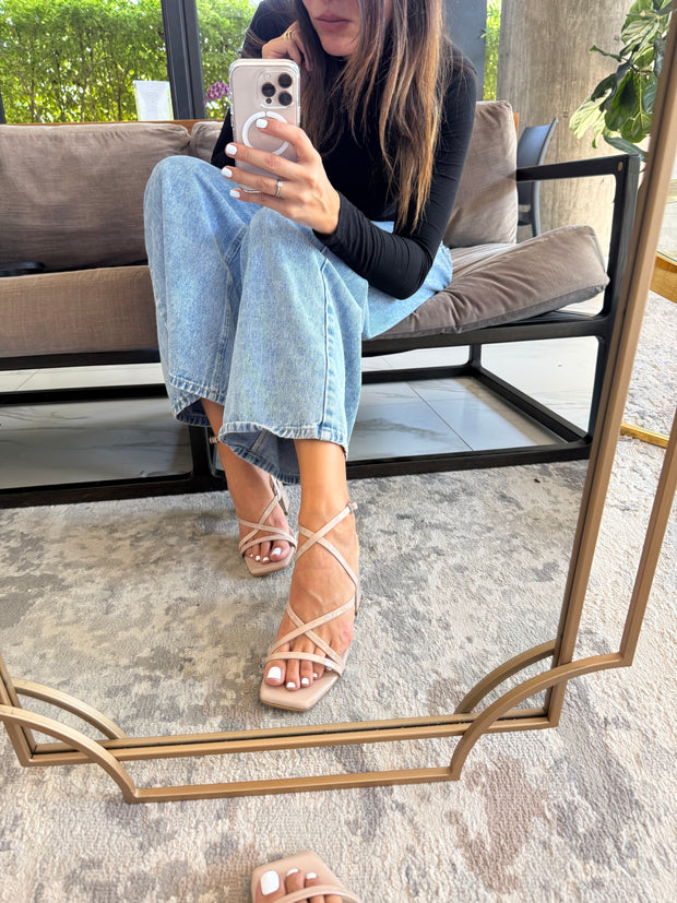 Miami Nude Charol Heels Doble estilo