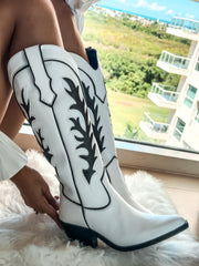 Deer Boots Blanco & Negro