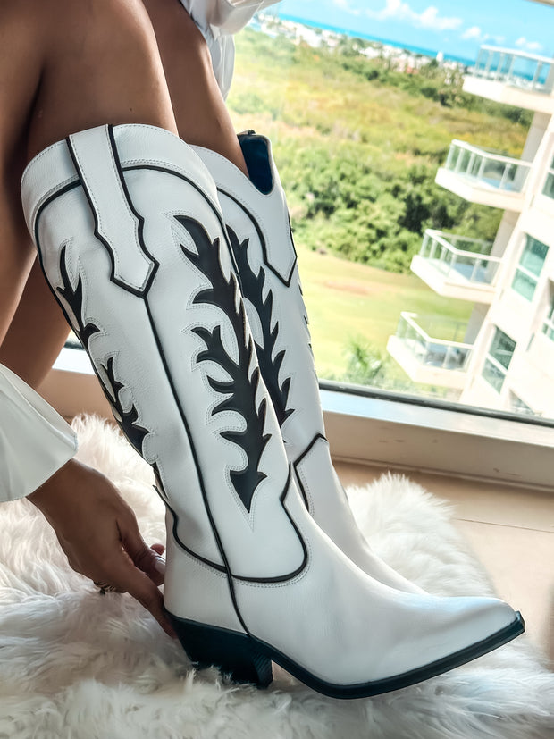Deer Boots Blanco & Negro