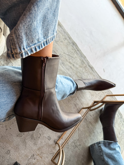 Dorian Brown Boots