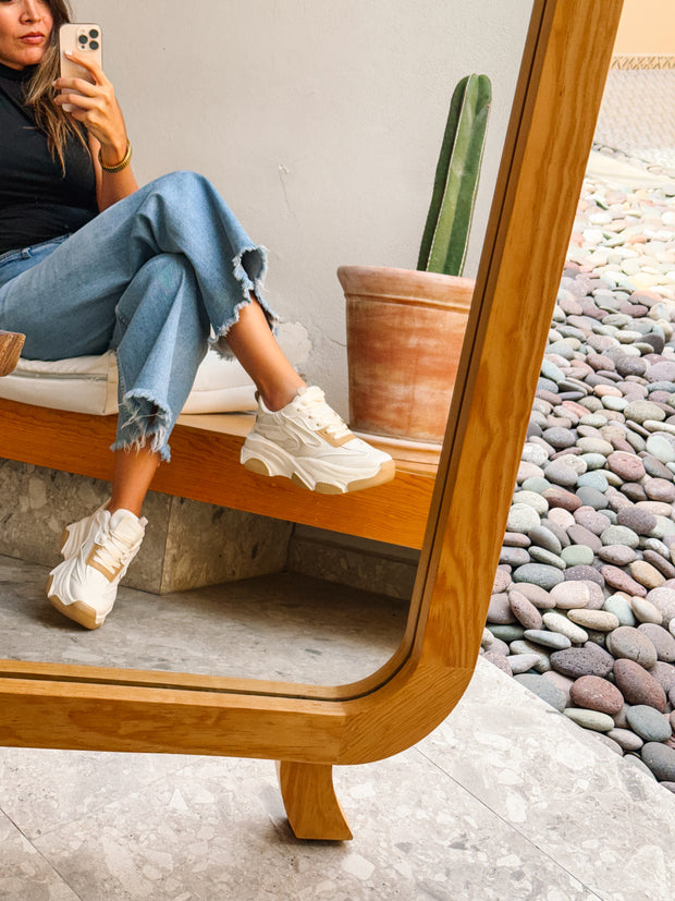 New York Sneakers Ivory detalles Camel