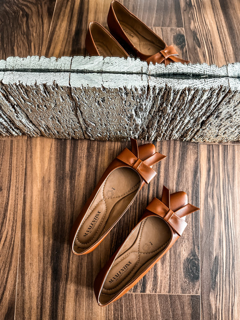 Paris Simple Knot Brown Flats