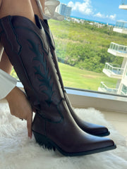Deer Boots Vino & Negro
