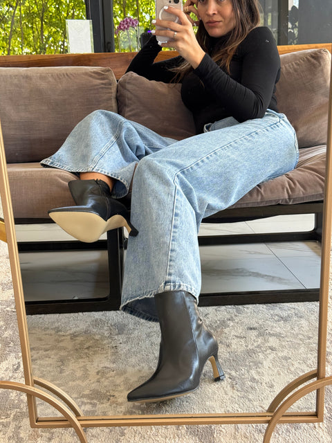 Allie Boots Black