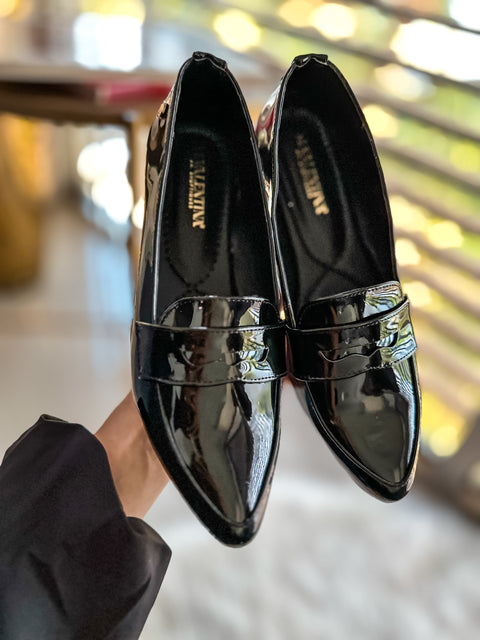 Gia Classy Shiny Black Flats