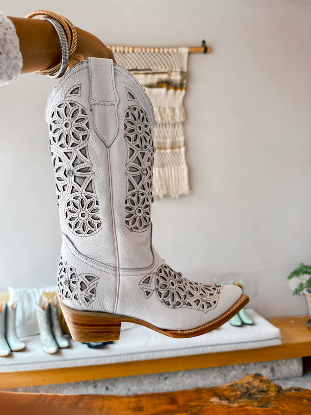 Texas Boots de Piel Blancas con diseño calado