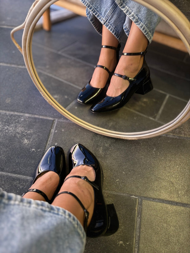 Helena Black Tacón Mini