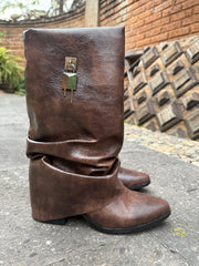 Slouchy Padlock Boots Chocolate Cortas