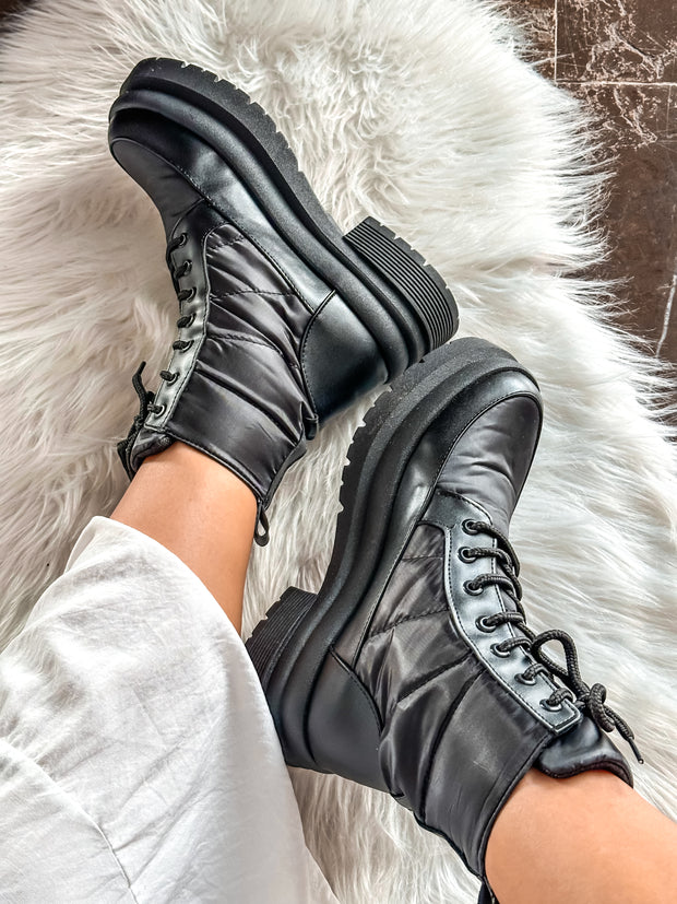 Sahara Black Boots