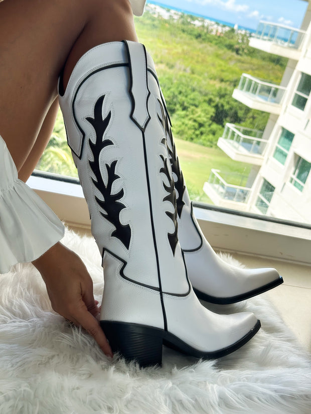 Deer Boots Blanco & Negro