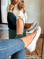 Paris Shiny Knot White Flats
