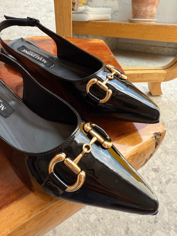 Slingback Flats Negro Charol Hebilla dorada Grande