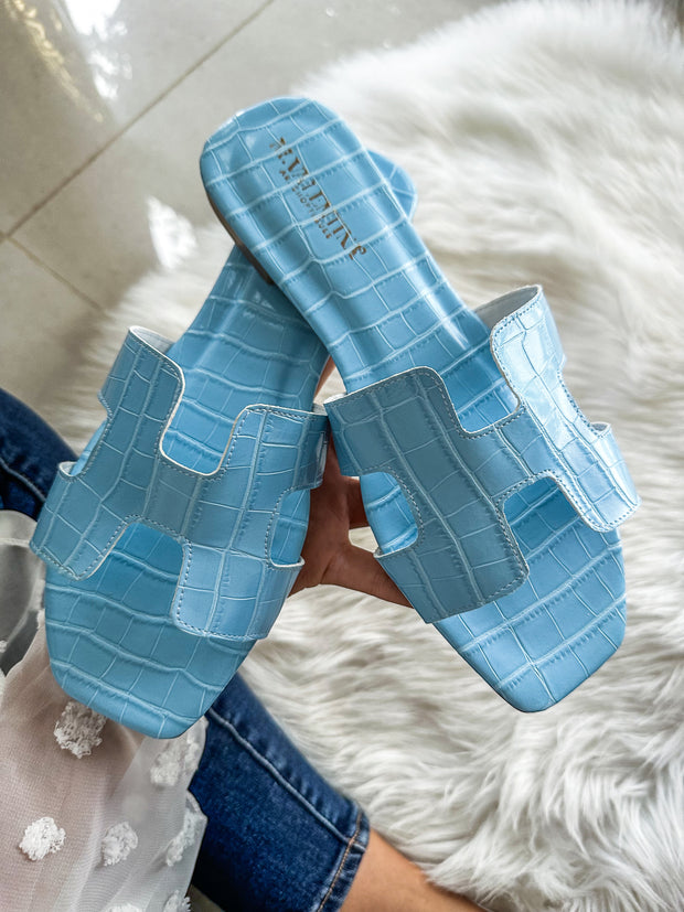 Hera Croco Blue Sandals