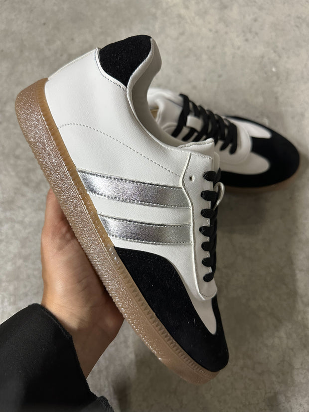 Sporty Valentina Black & Silver Sneakers