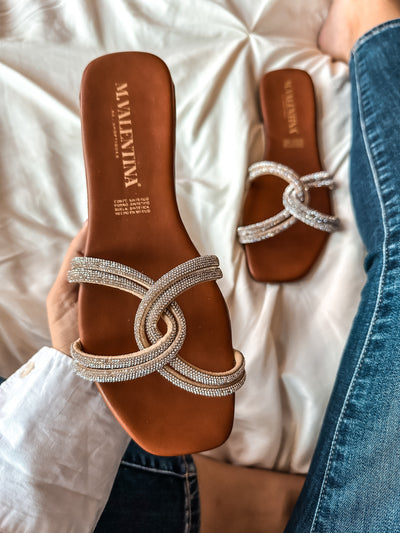 Palm Knot Shiny Nude Sandals