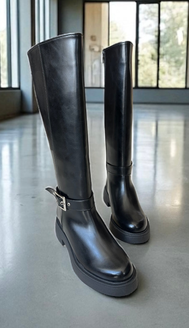 Urban Bold Black Boots