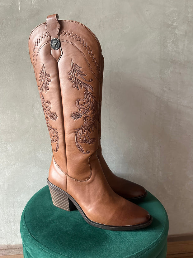 Antigua Boots Bordado flores Camel