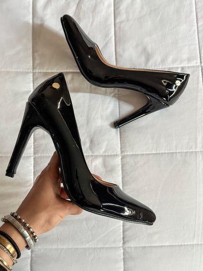Kicker Heels Shiny Black
