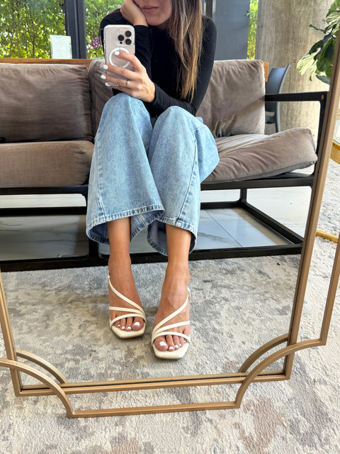 Lya Ivory Heels