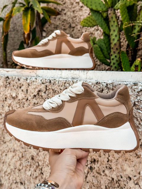 Valkiria Nude & Latte Sneakers