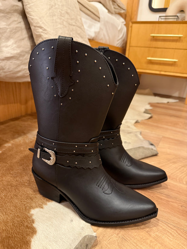 Silverton Black Boots