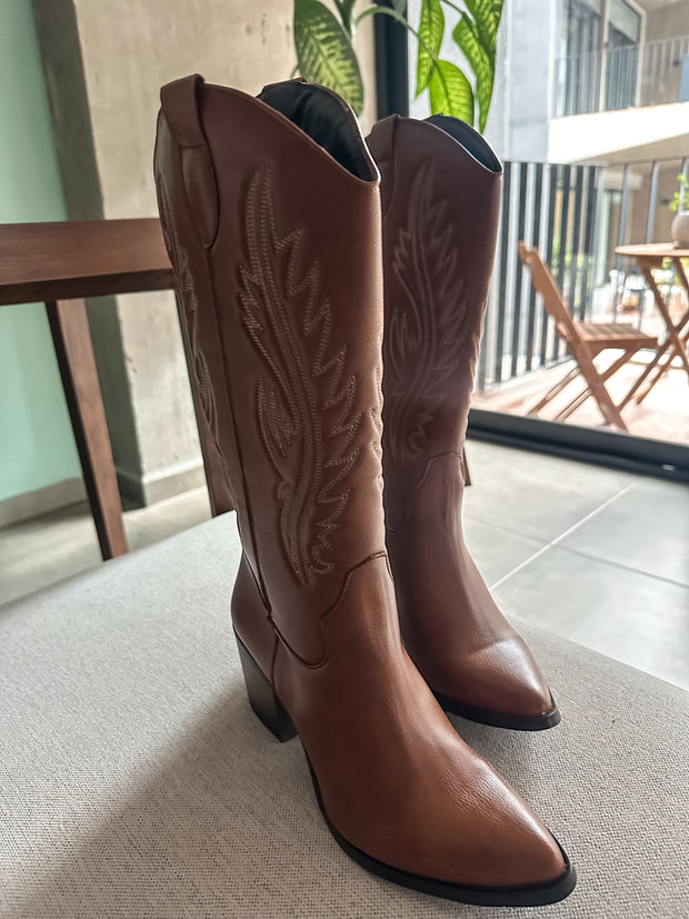 Tucson Camel Boots