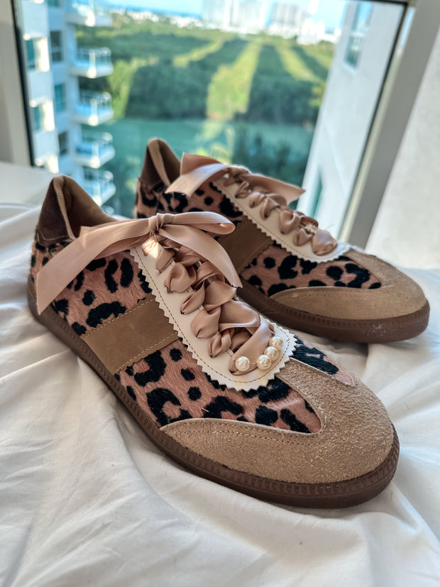 Leopard Charms Nude Sneakers