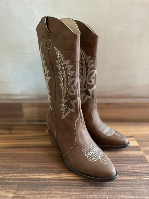 West Bordered Camel Boots