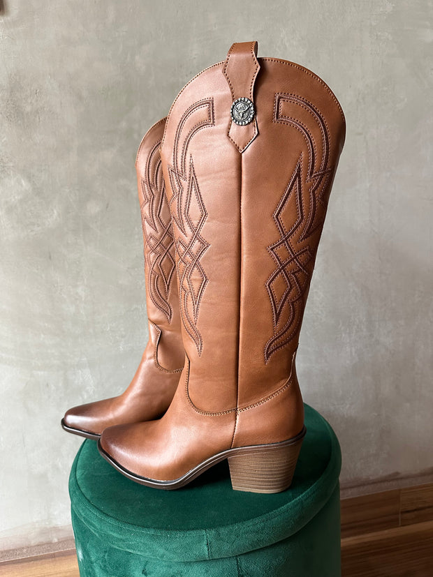 Antigua Boots Bordado Camel