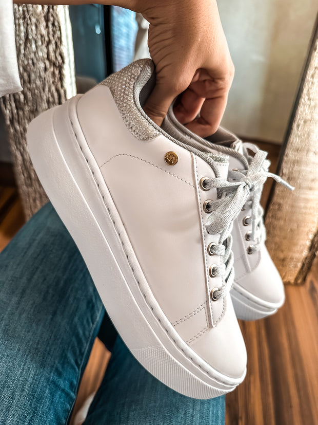 New York Shiny Laces Silver Sneakers