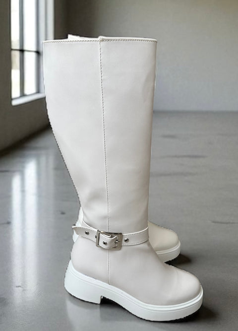 Urban Bold Ivory Boots