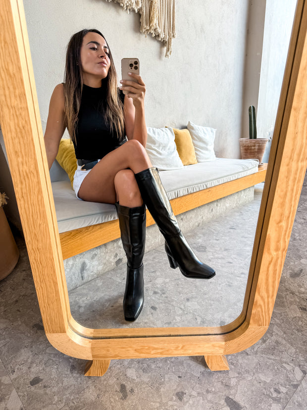 Laguna Black Boots