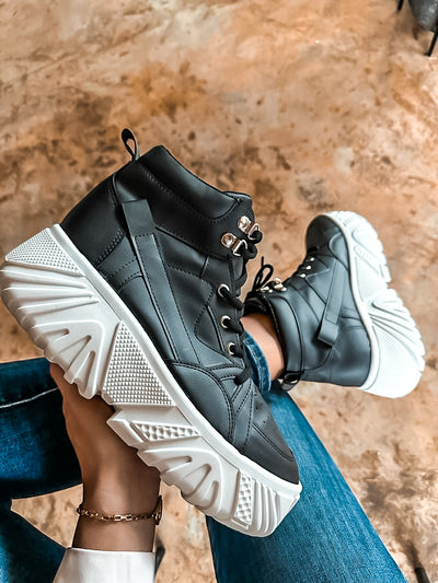 Chunky Boots Black Sneakers