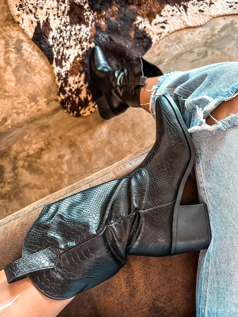 Texas Turtle Black Boots