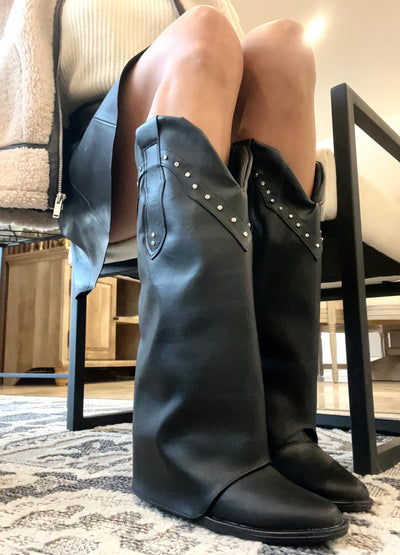 Long Hood Black studs Boots