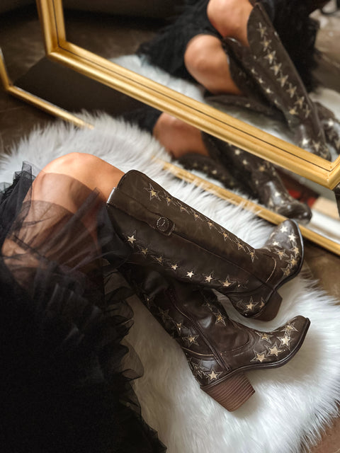 Ciara Stars Brown Boots