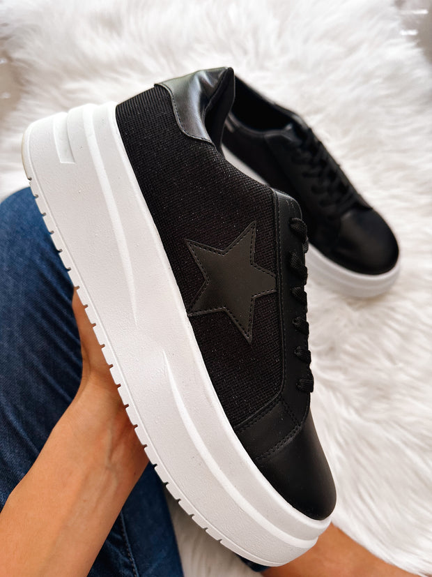 Boston Star Black & White Sneakers