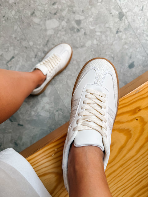 Beige snake tipo piel Sneakers Sporty