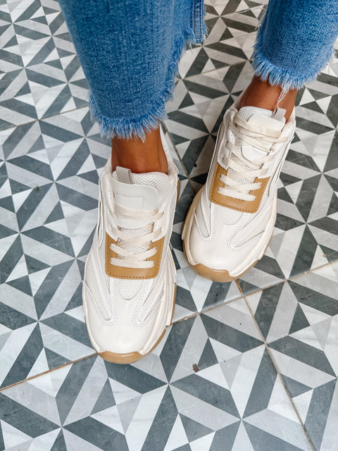New York Sneakers Ivory detalles Camel