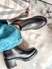 Tucson Zipper Black Boots