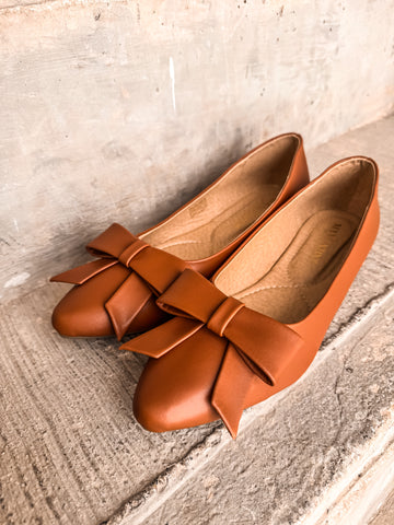 Paris Simple Knot Brown Flats