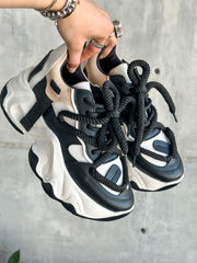 Manhattan Latte & Black Sneakers