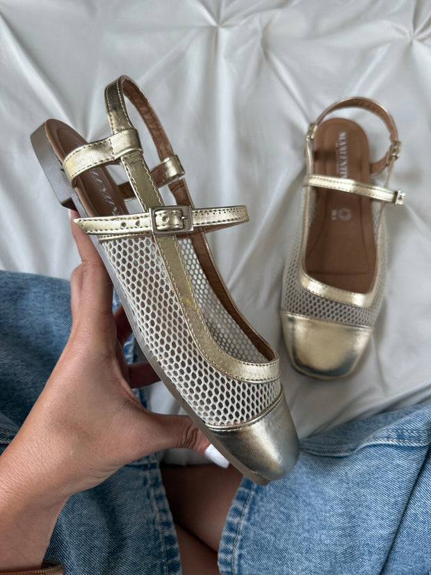 Roby Gold Flats