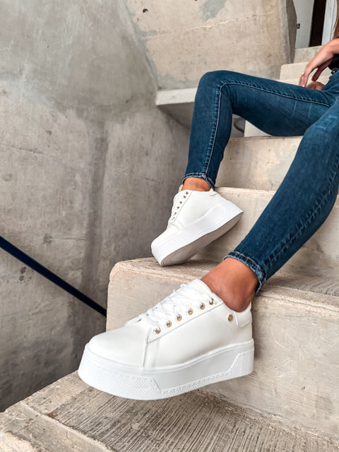 Reno White Sneakers
